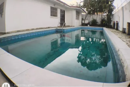 Casa com 5 Quartos para alugar, 455m² no Ponta Negra, Natal