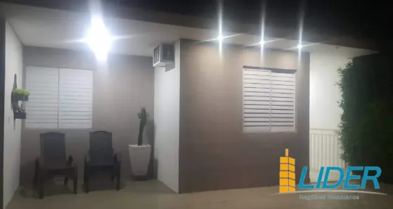 Casa de Condomínio com 2 Quartos à venda, 80m² no Aclimação, Uberlândia