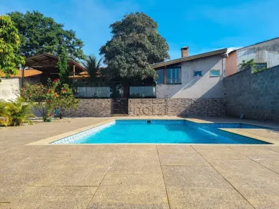 Fazenda/Sítio com 3 Quartos à venda, 1000m² no Parque Aeroporto, Campinas