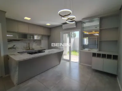 Sobrado com 3 Quartos à venda, 117m² no Estância Velha, Canoas