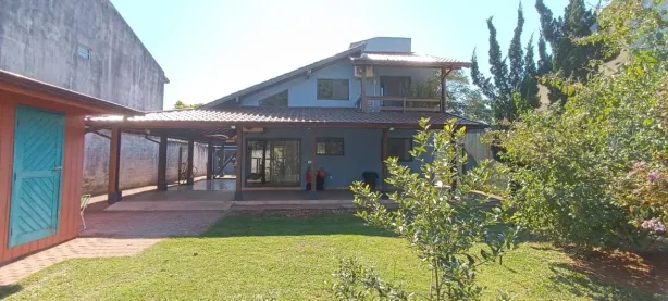 Casa com 3 Quartos à venda, 446m² no Campeche, Florianópolis