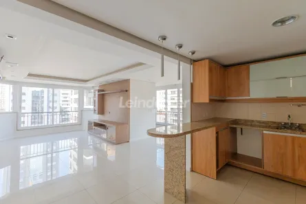 Apartamento com 3 Quartos para alugar, 114m² no Petrópolis, Porto Alegre