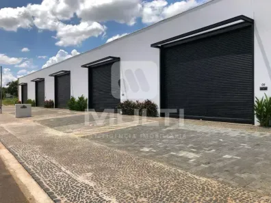 Casa com 1 Quarto para alugar, 193m² no Shopping Park, Uberlândia