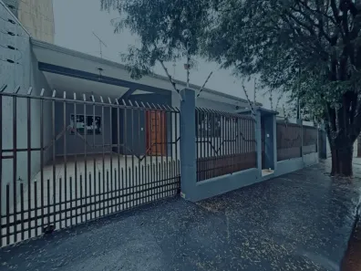 Casa com 2 Quartos para alugar, 230m² no Zona 07, Maringá