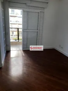 Apartamento com 3 Quartos à venda, 102m² no Vila Gumercindo, São Paulo