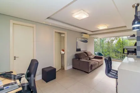 Apartamento com 1 Quarto à venda, 56m² no Três Figueiras, Porto Alegre