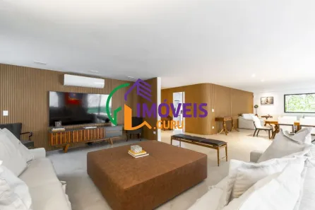 Sobrado com 4 Quartos à venda, 550m² no Vila Madalena, São Paulo