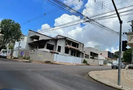 Imóvel Comercial para alugar, 921m² no Centro, Cascavel