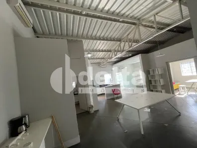 Ponto Comercial com 1 Quarto para alugar, 170m² no Fundinho, Uberlândia