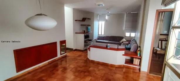 Casa com 3 Quartos para alugar, 220m² no Vigilato Pereira, Uberlândia
