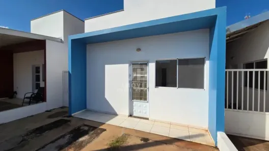 Casa de Condomínio com 2 Quartos para venda ou aluguel, 49m² no Morada dos Nobres, Araçatuba