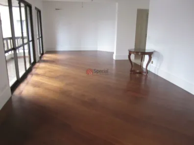 Apartamento com 3 Quartos à venda, 210m² no Vila Nova Conceição, São Paulo