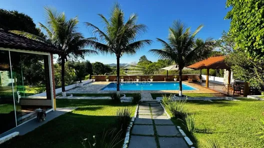 Fazenda/Sítio com 4 Quartos à venda, 300m² no Colonia Agricula Itapeti, Mogi das Cruzes