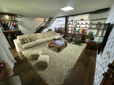 Sobrado com 5 Quartos à venda, 510m² no Vila Carrão, São Paulo