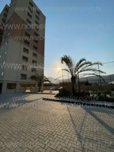 Apartamento com 2 Quartos para alugar, 60m² no Morretes, Itapema