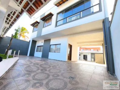 Sobrado com 4 Quartos à venda, 173m² no Balneário Josedy, Peruíbe