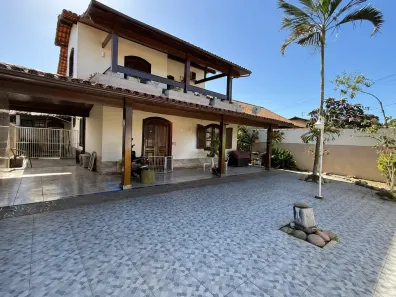 Casa com 3 Quartos à venda, 218m² no XV de Novembro, Araruama