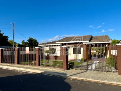 Casa com 3 Quartos à venda, 124m² no Uvaranas, Ponta Grossa