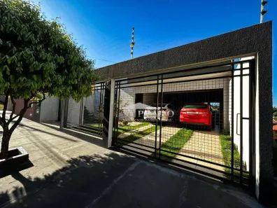Casa com 3 Quartos à venda, 214m² no Semprebom, Ibiporã