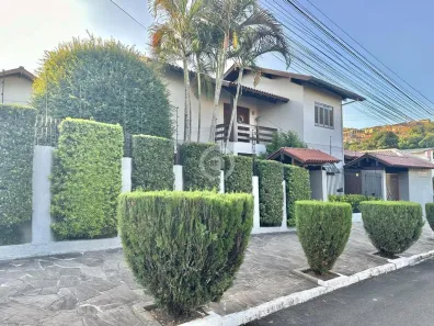 Casa com 3 Quartos à venda, 205m² no Petrópolis, Novo Hamburgo