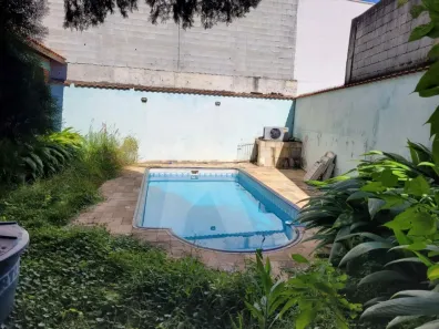 Casa com 3 Quartos à venda, 230m² no Santa Teresinha, São Paulo