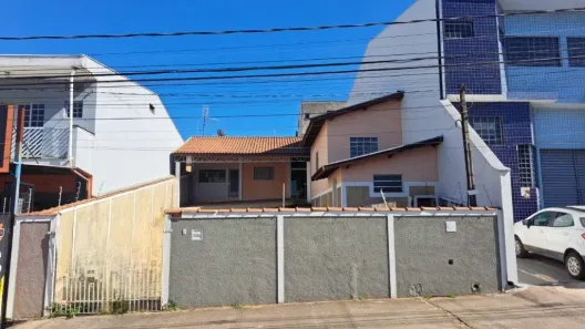 Imóvel Comercial com 3 Quartos à venda, 217m² no Vila Real, Hortolândia