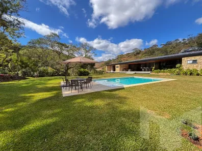 Casa de Condomínio com 4 Quartos à venda, 649m² no Itaipava, Petrópolis