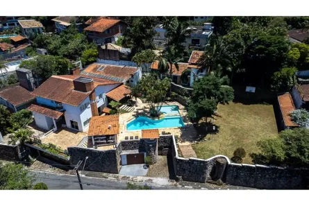 Casa com 6 Quartos à venda, 708m² no Granja Viana, Cotia
