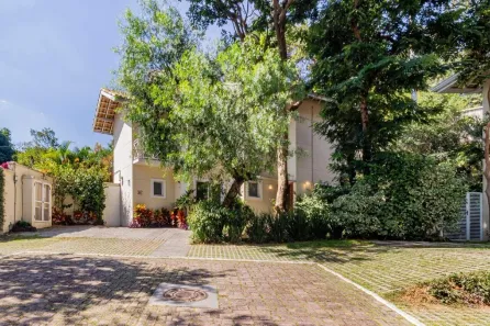 Casa com 3 Quartos à venda, 109m² no Umuarama, Osasco
