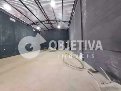 Galpão/Depósito/Armazém para alugar, 286m² no Pampulha, Uberlândia