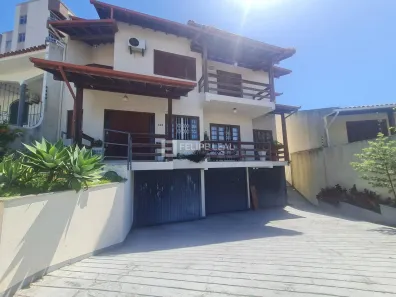 Casa com 4 Quartos à venda, 329m² no Capoeiras, Florianópolis