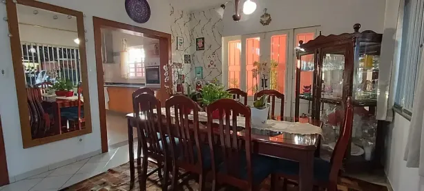 Sobrado com 4 Quartos à venda, 345m² no Parque Santo Antônio, Taubaté