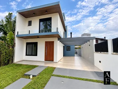 Casa com 3 Quartos à venda, 136m² no Praia da Barra, Garopaba