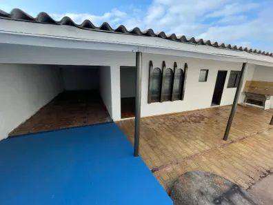 Casa com 3 Quartos para alugar, 100m² no Conjunto Habitacional Giacomo Colombari, Marialva