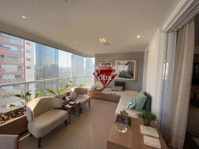 Apartamento com 3 Quartos para alugar, 225m² no Cidade Monções, São Paulo