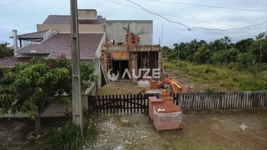 Sobrado com 3 Quartos à venda, 109m² no Guaratuba, Guaratuba