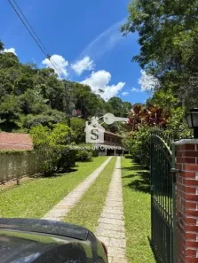 Casa com 2 Quartos para alugar, 171m² no Itaipava, Petrópolis