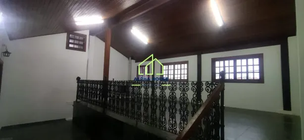 Casa com 4 Quartos para alugar, 236m² no Tabaú, Pindamonhangaba