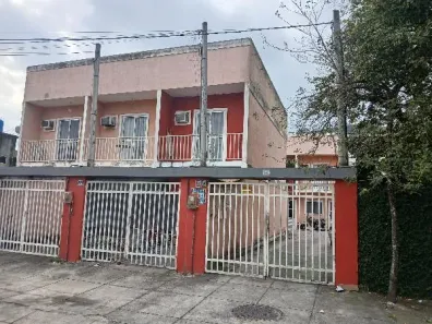 Casa com 2 Quartos à venda, 61m² no Tinguazinho, Nova Iguaçu