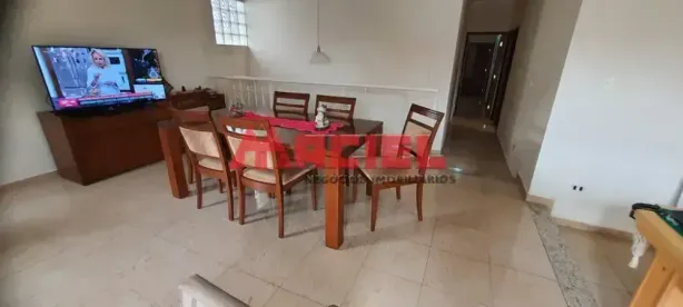 Casa com 4 Quartos à venda, 240m² no Jardim Esplanada, São José dos Campos