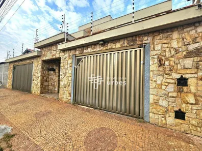 Casa com 3 Quartos à venda, 494m² no Centro, Americana