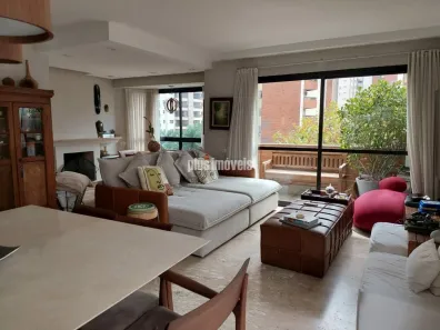Apartamento com 4 Quartos para alugar, 184m² no Vila Suzana, São Paulo