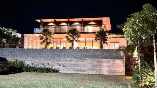 Casa de Condomínio com 5 Quartos à venda, 550m² no Sertaneja, Sertaneja