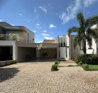 Casa de Condomínio com 3 Quartos à venda, 253m² no Vila dos Plátanos, Campinas