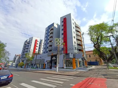 Apartamento com 3 Quartos para alugar, 81m² no Centro, Curitiba