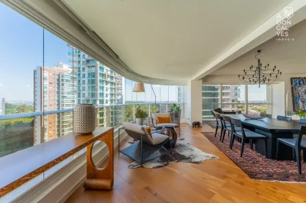 Apartamento com 4 Quartos à venda, 373m² no Campo Comprido, Curitiba
