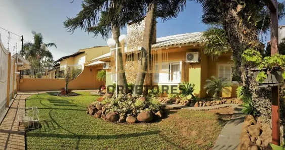 Sobrado com 3 Quartos à venda, 220m² no Estância Velha, Canoas