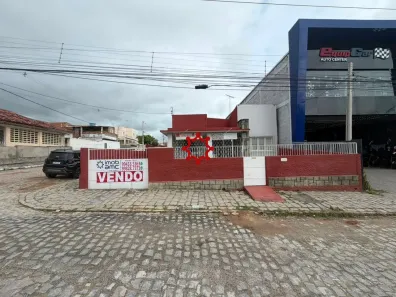 Casa com 4 Quartos para venda ou aluguel, 300m² no Indianópolis, Caruaru