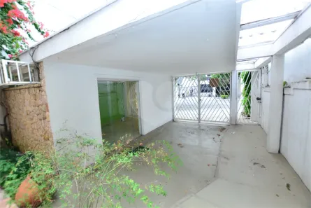 Sobrado com 4 Quartos para alugar, 235m² no Moema, São Paulo