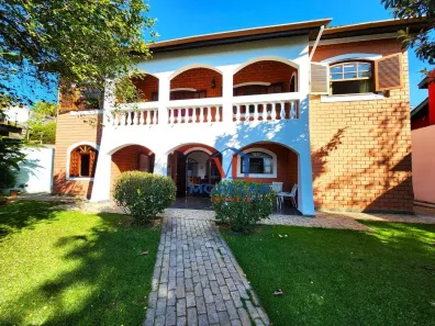 Casa de Condomínio com 5 Quartos à venda, 207m² no Caraguatá, Mairiporã